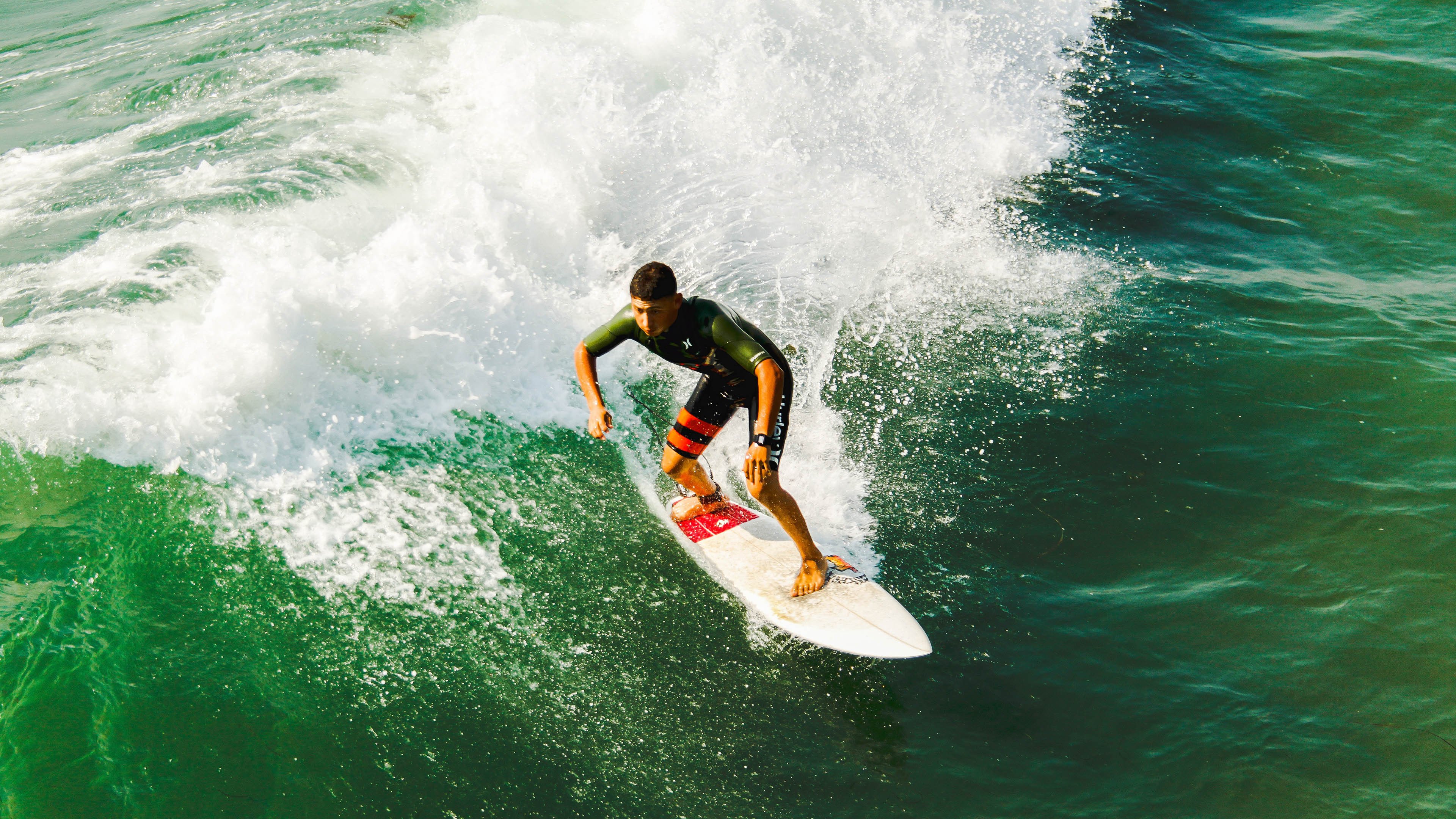爱游戏平台-中国足球联赛赛场转播技术支持系统更新，中国足球队转播